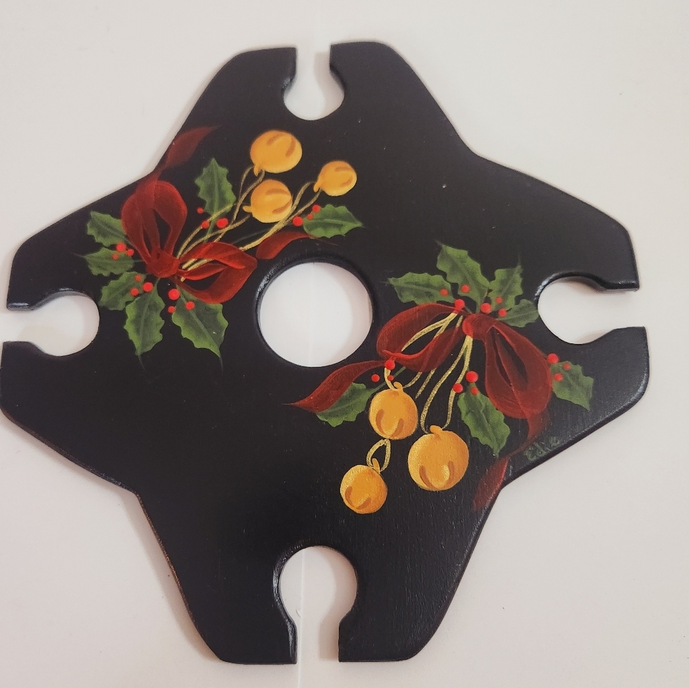 Wine Butler Holiday Hand Painted Black with Holly 4 glasses 1 bottle